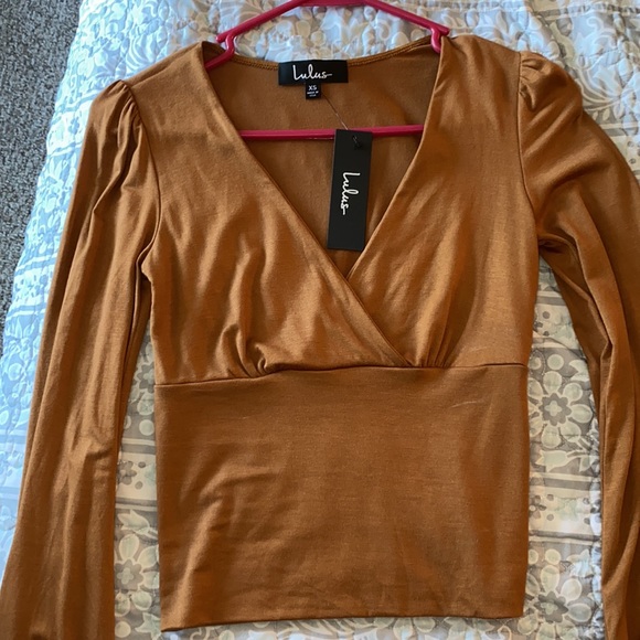 Lulus rust surplice cropped top w balloon sleeves - Picture 4 of 6